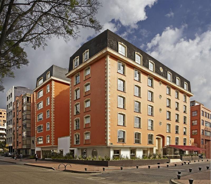 Nh Bogota Pavillon Royal Hotel Exterior foto